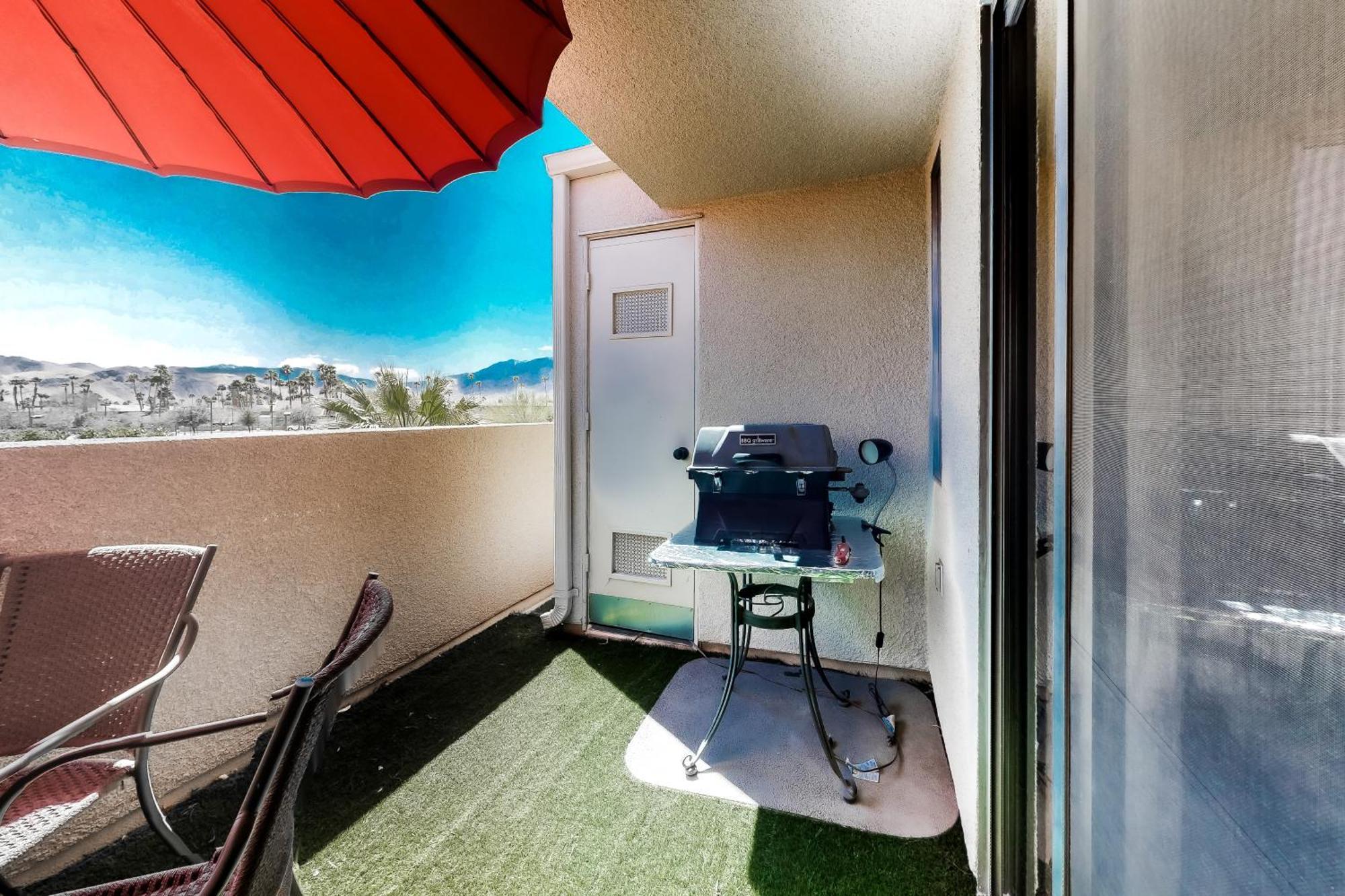 Plaza Villa Downtown Condo Permit# 2877 Palm Springs Room photo